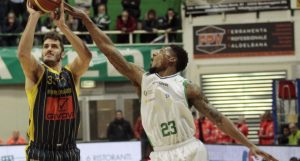 LA MENS SANA FERMA LA CAPOLISTA: BATTUTA SCAFATI 75-63