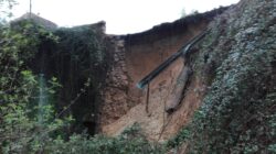 Crollo di via Peruzzi, il sopralluogo del sindaco