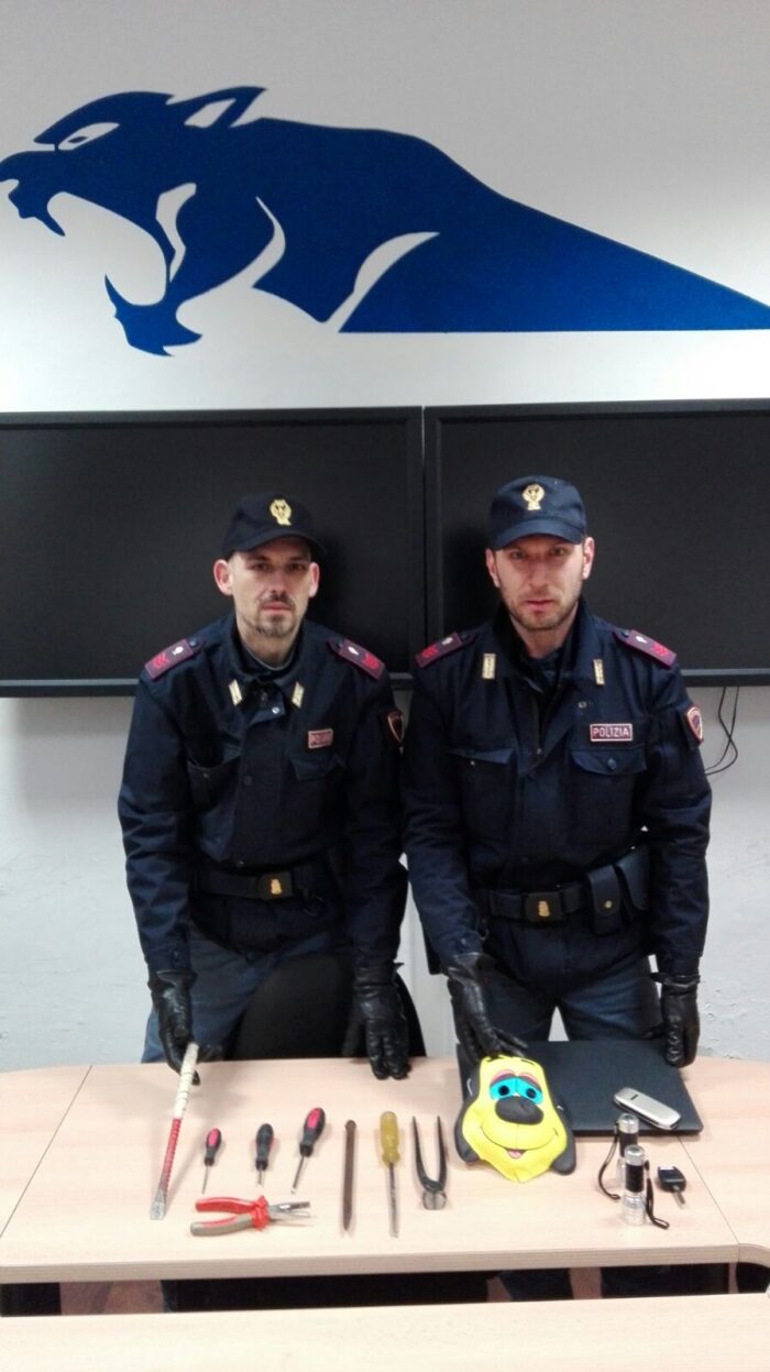 Ruba in tre punti della citt&agrave;. Arrestato rumeno 27enne