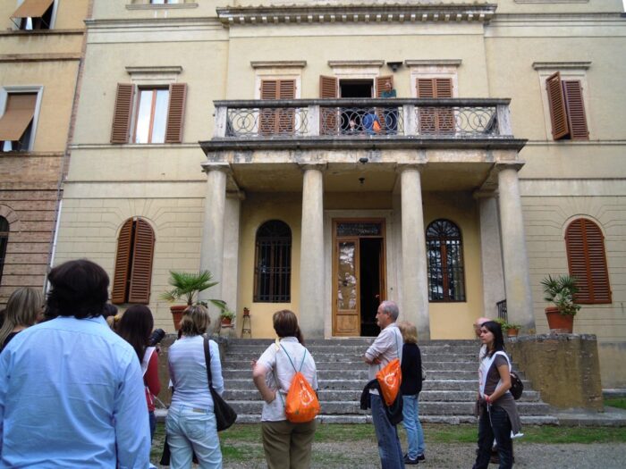 "Il Pavone" si trasforma in una residenza sanitaria assistenziale