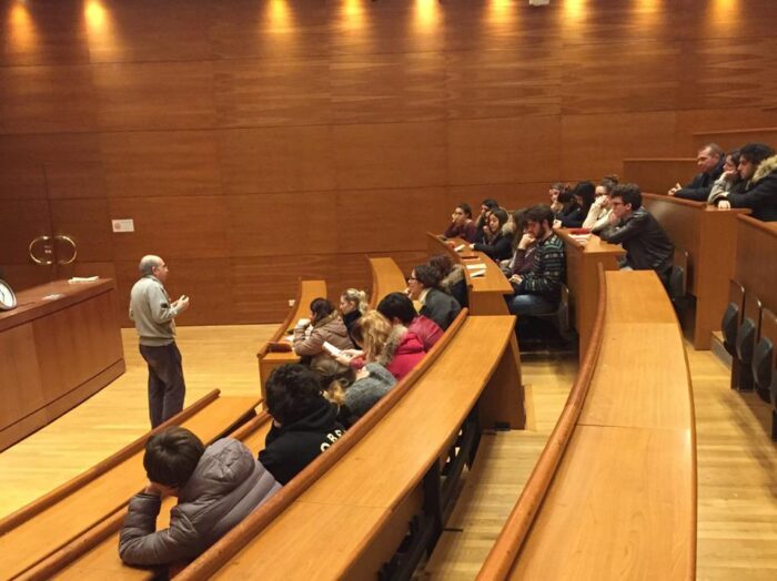 Università di Siena, domani i primi test di accesso a numero programmato