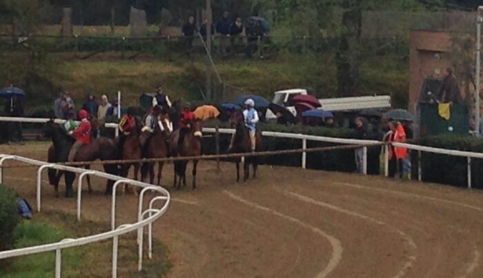 A Fucecchio corse sotto la pioggia