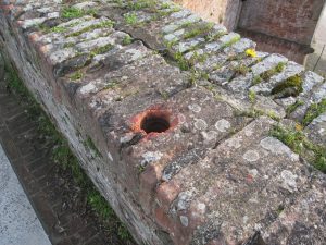 Fori in Fortezza, il Comune spiega la scelta