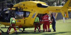 Incidente a San Gimignano, 85enne si taglia una mano con la motosega