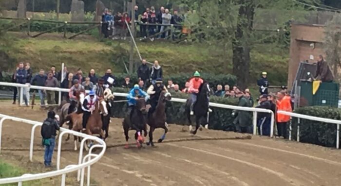 Caria mattatore alle corse di Fucecchio