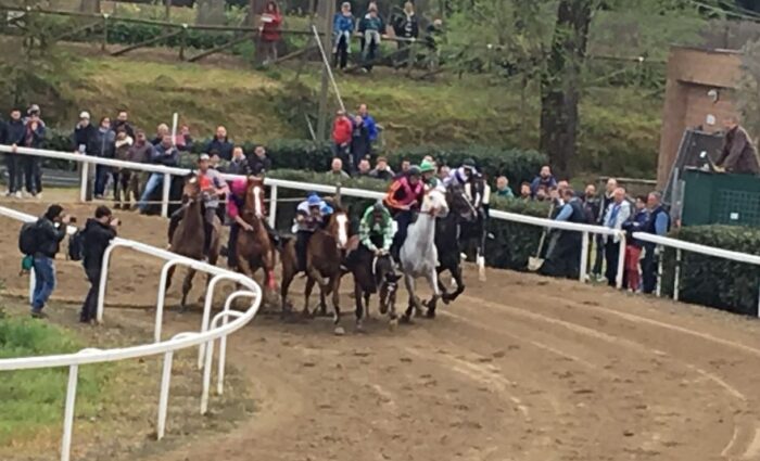 Ultima corsa a Fucecchio: vince ancora Caria