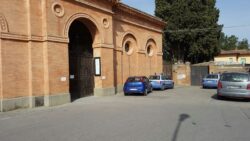 Covid-19, da domani chiusi anche i cimiteri di Siena