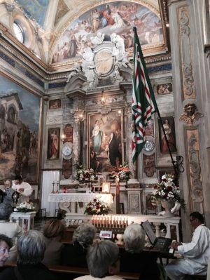 Varazze impazzisce per Santa Caterina e espone bandiere dell'Oca