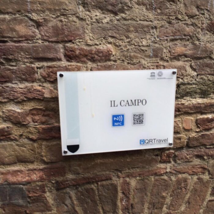 Pannelli informativi Qr Code sui monumenti senesi