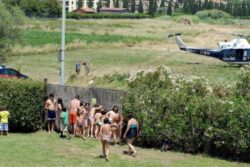 I particolari della fuga dell'assassino della trans