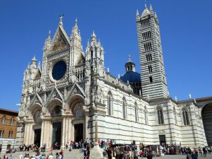 Turismo a Siena, tra dati e polemiche