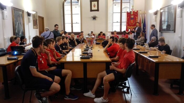 Il sindaco di Poggibonsi saluta i Campioni d&rsquo;Italia Juniores