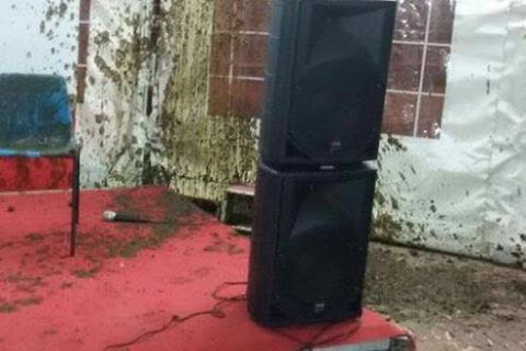 Enrico Rossi aggredito a San Miniato durante un dibattito