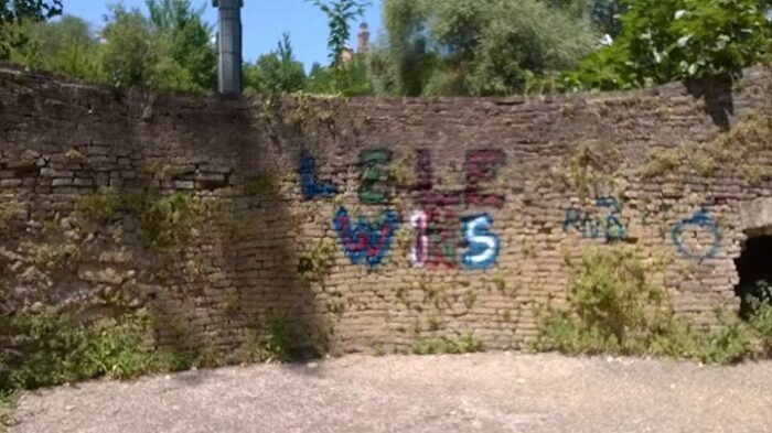 Vandali deturpano le Fonti di Follonica