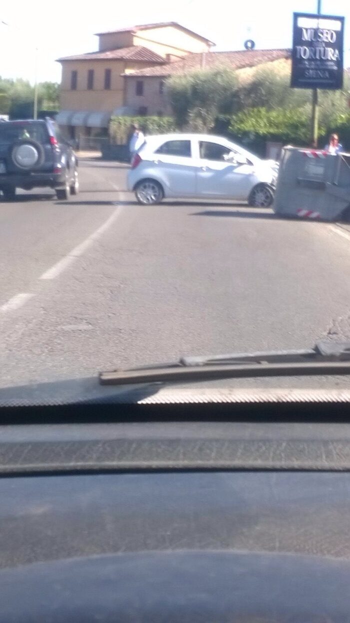 Incidente in via Cassia Sud a Siena