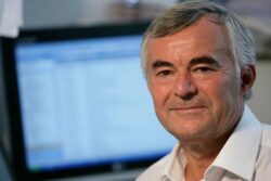 Donald Trump curato in via sperimentale con i super anticorpi studiati da Rappuoli e TLS