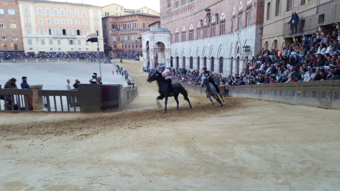 Palio, le prove di notte saranno raddoppiate
