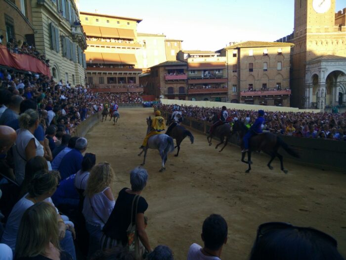 Il Bruco vince la terza prova. Cade Murtas al canape