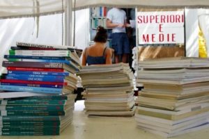 30mila euro per sostenere le spese di asilo e libri dei lavoratori del terziario