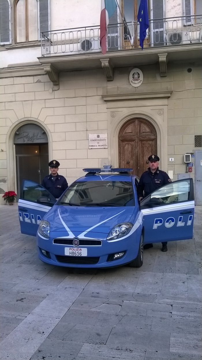 Ruba energia elettrica e litiga con l'operatore Enel che gli stacca la luce