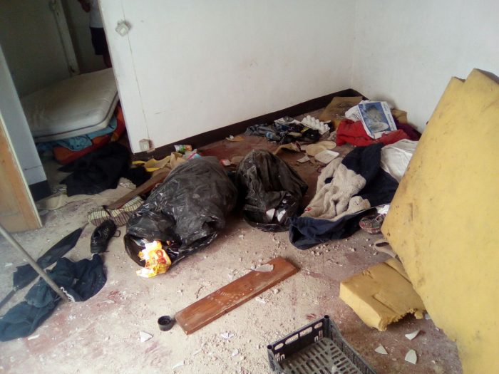 Giacigli sporchi in appartamenti disabitati in pieno centro