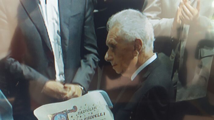 La passione per il Palio, medaglia di riconoscenza civica a Enrico Giannelli - La presentazione di Rossi