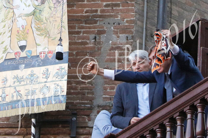 Lupa: il corteo della vittoria sabato 27 agosto