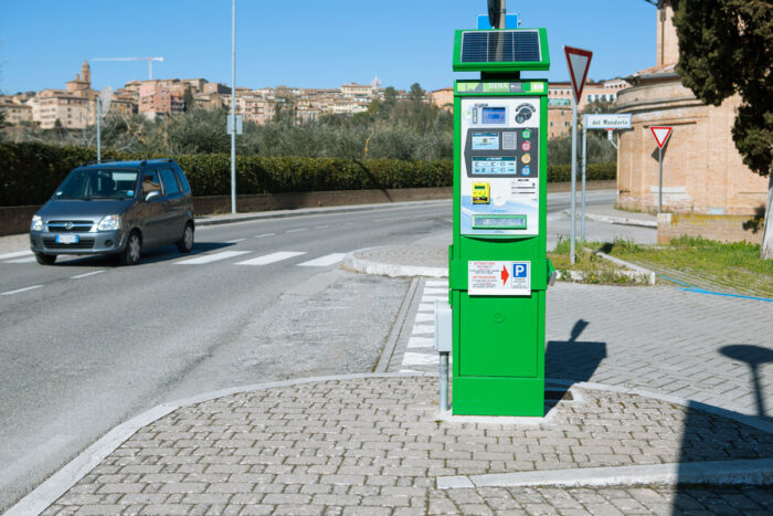 Riduzione bollini Ztl e Aru, il bilancio del sindaco Valentini