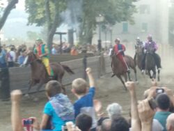Palio di Castel del Piano: vince Poggio