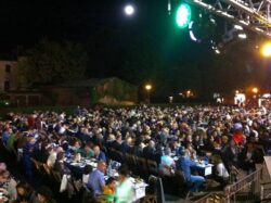 Più di mille a tavola per "Monteroni nel cuore"