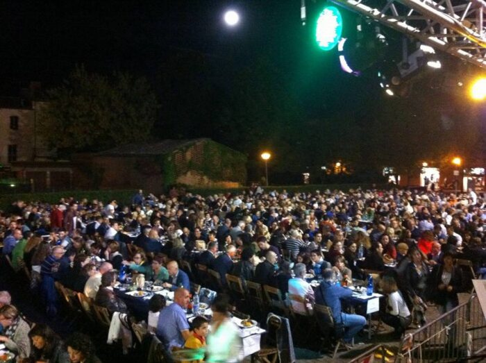 Più di mille a tavola per "Monteroni nel cuore"