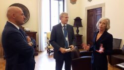 Il ministro degli Esteri di Londra Boris Johnson alla "&ldquo;Pontignano Conference&rdquo;