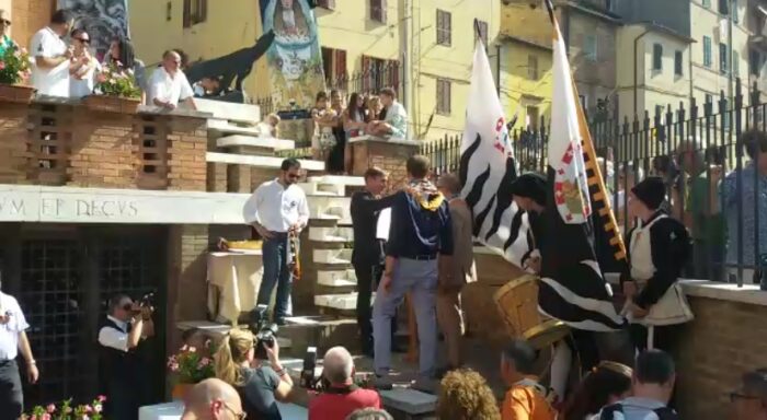 Tutti i battezzati della contrada della Lupa