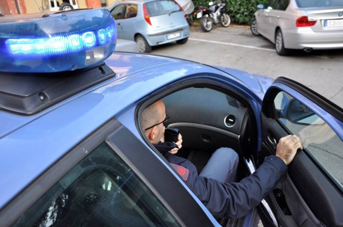 Rubano alla stazione e al centro commerciale mentre si corre il Palio