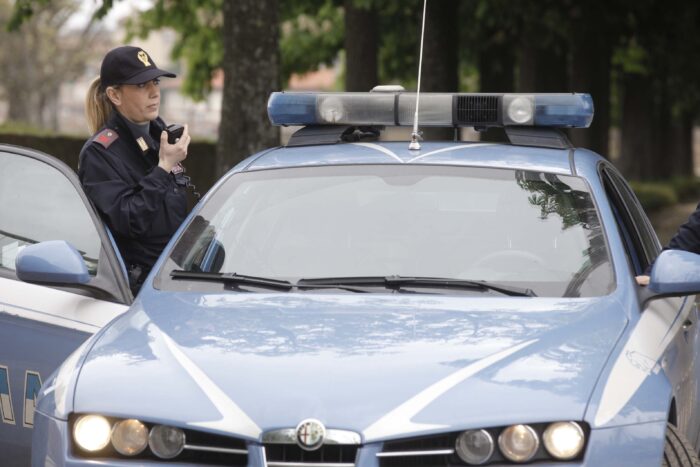 Sedicenne in possesso di droga in piazzale Rosselli, segnalato alla Prefettura