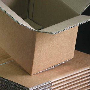 Rifiuti: bene la raccolta di carta e cartone