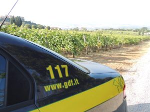 Frode da 1 milione di euro scoperta dalla finanza a Montalcino