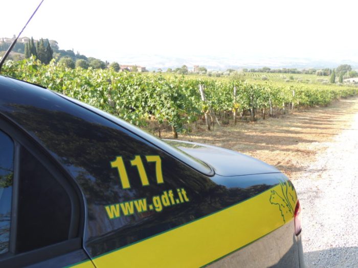 Frode da 1 milione di euro scoperta dalla finanza a Montalcino