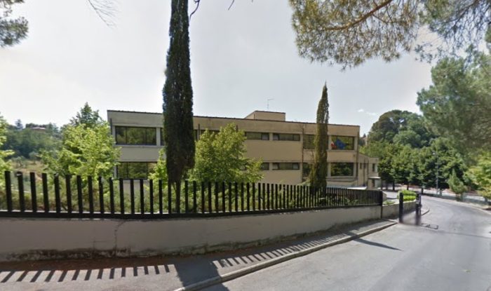 Covid, ufficiale: scuole medie e superiori di Siena chiuse da domani per una settimana