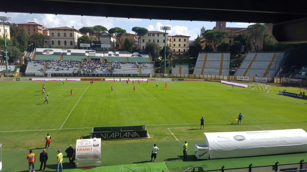Robur impatta nel derby con la Pistoiese