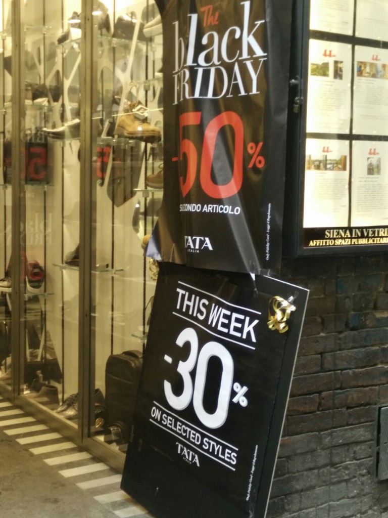 Black Friday, i commercianti senesi: "Una mania penalizzante"