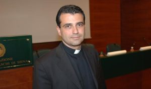 Don Acampa scagionato, l'Arcidiocesi: "Campagna diffamatoria"