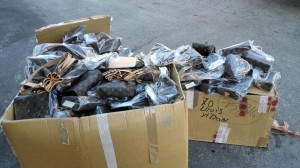 Al rogo borse e portafogli falsi Louis Vuitton per oltre tre milioni di euro