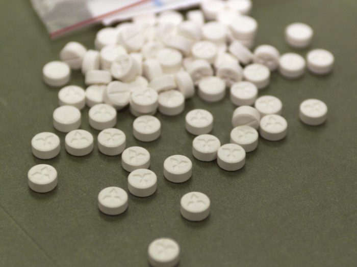 Spaccio di ecstasy vicino alla discoteca