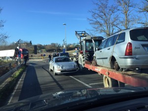 Scontro tra auto, traffico in tilt