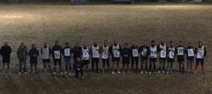 Romantica proposta di matrimonio tra i duri del rugby