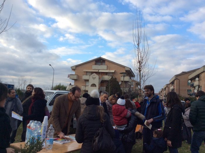 "Un albero per ogni nato": tanti bambini presenti all'iniziativa