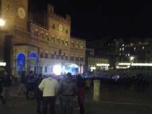 Critiche per il Capodanno in Piazza Del Campo