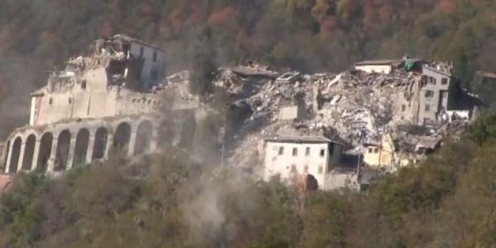 Terremoto: ecco a chi andranno le offerte dei senesi e delle contrade