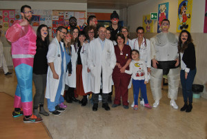 Marted&igrave; grasso speciale per la pediatria con i giocatori della Mens Sana